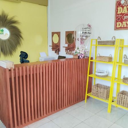 Inn House Homestay Dadapan ภายนอก รูปภาพ