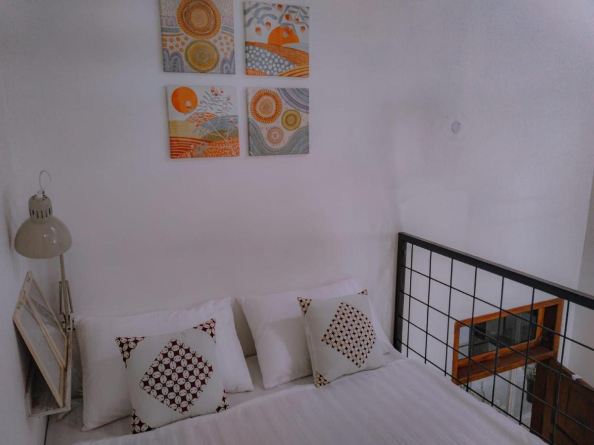 Inn House Homestay Dadapan ภายนอก รูปภาพ