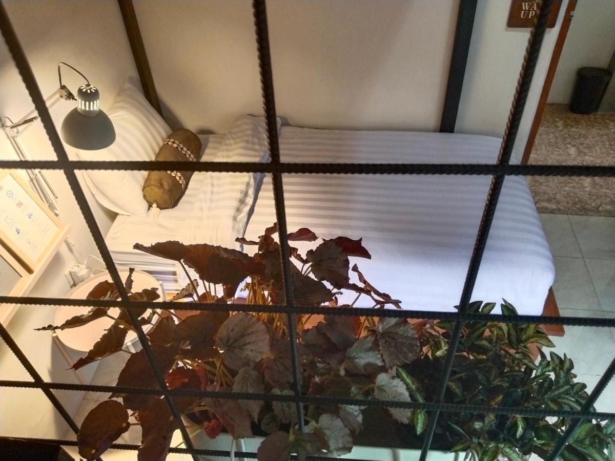 Inn House Homestay Dadapan ภายนอก รูปภาพ
