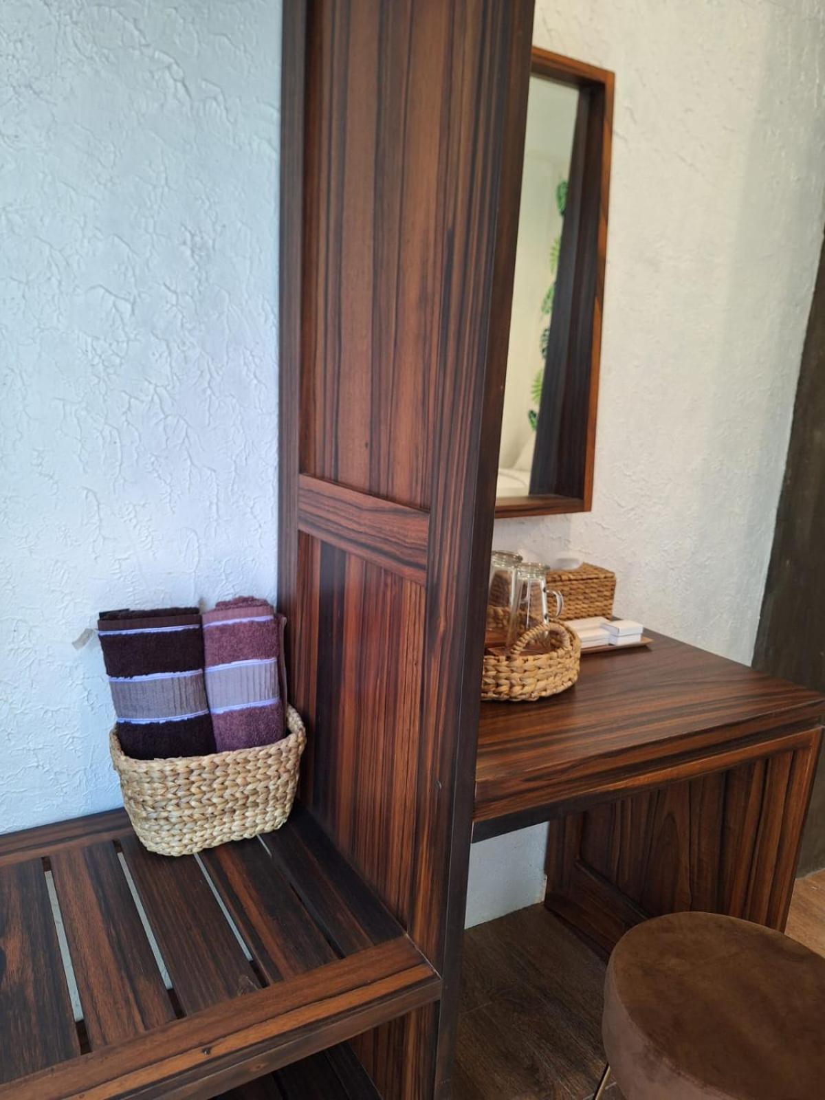 Inn House Homestay Dadapan ภายนอก รูปภาพ