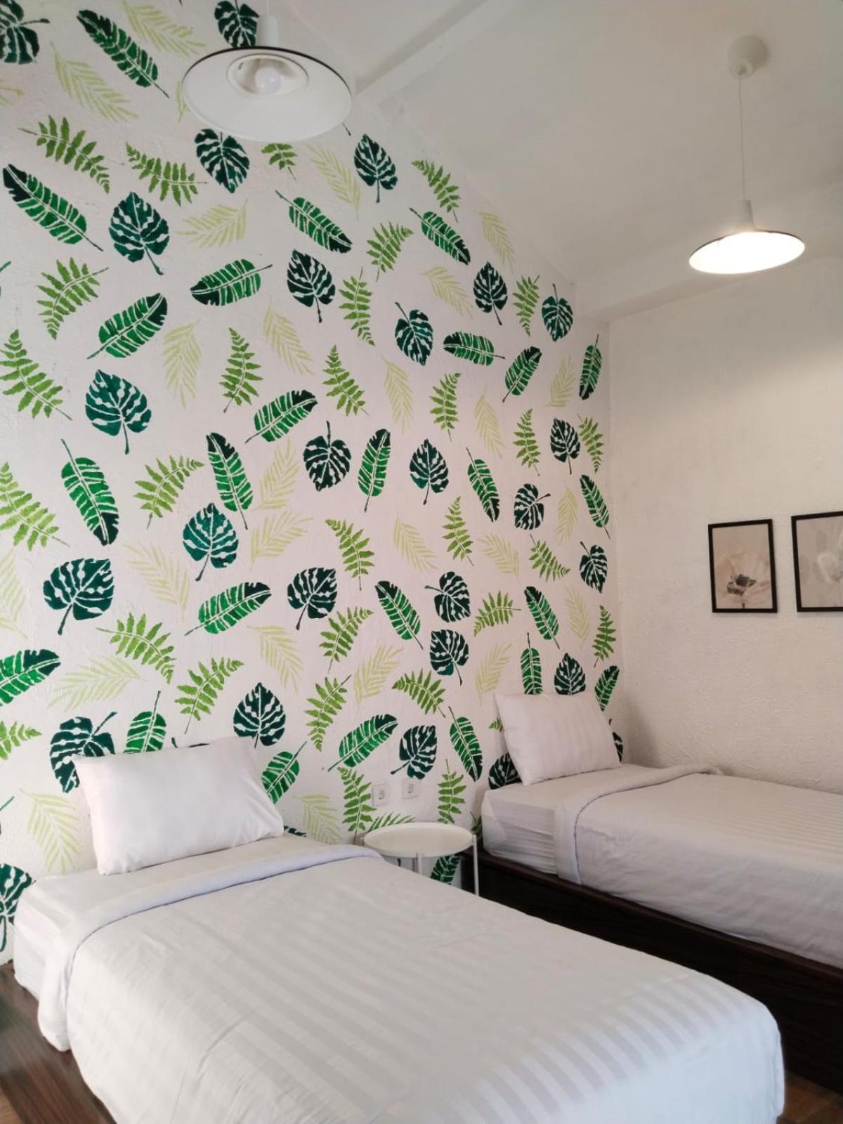 Inn House Homestay Dadapan ภายนอก รูปภาพ