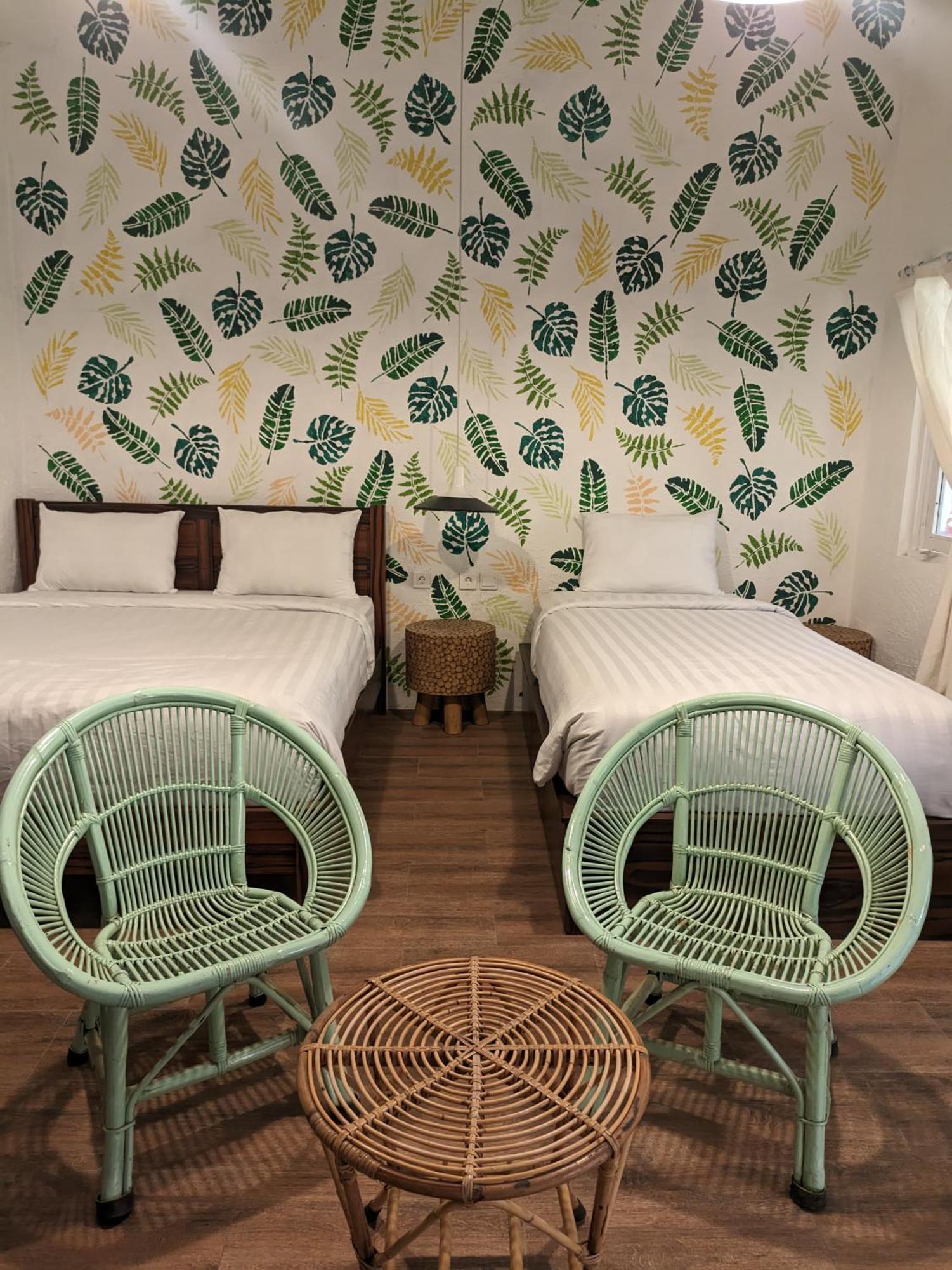 Inn House Homestay Dadapan ภายนอก รูปภาพ